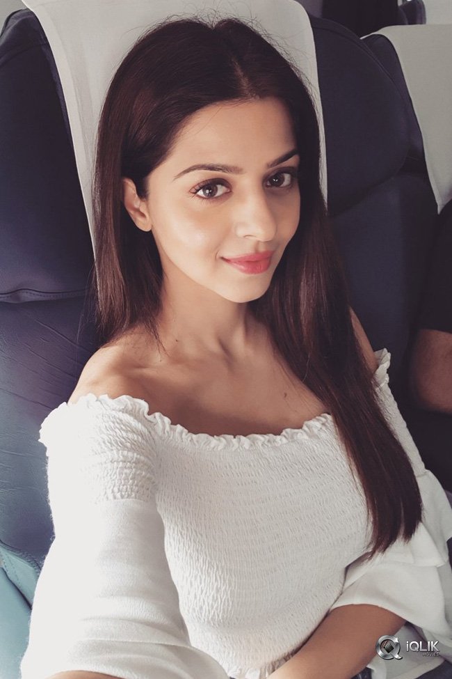 Vedhika